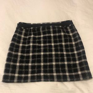 Black and white check tweed Ann taylor loft skirt